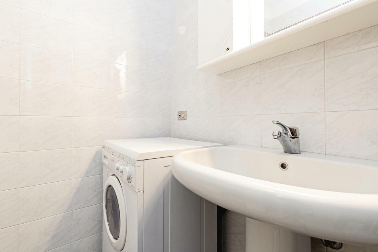 Colourful Flat Borgo Roma *