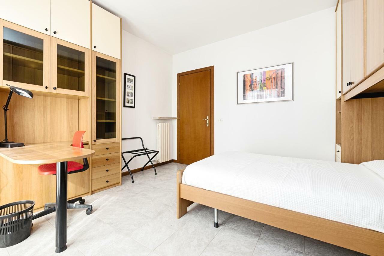 Colourful Flat Borgo Roma