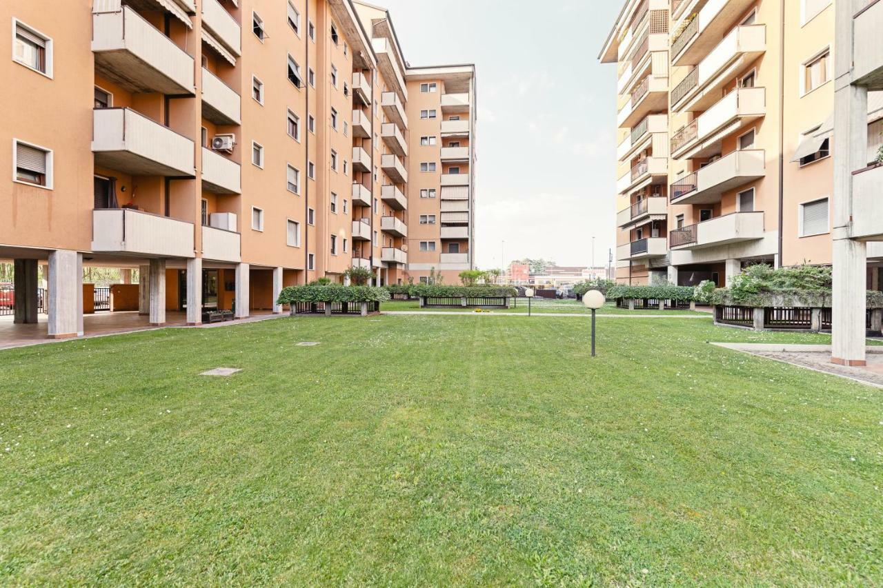 Apartment Colourful Flat Borgo Roma Verona