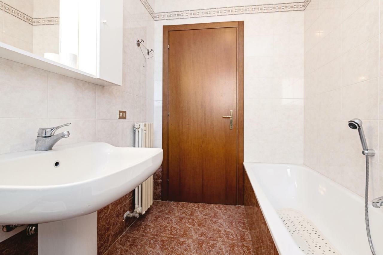 Colourful Flat Borgo Roma * Verona